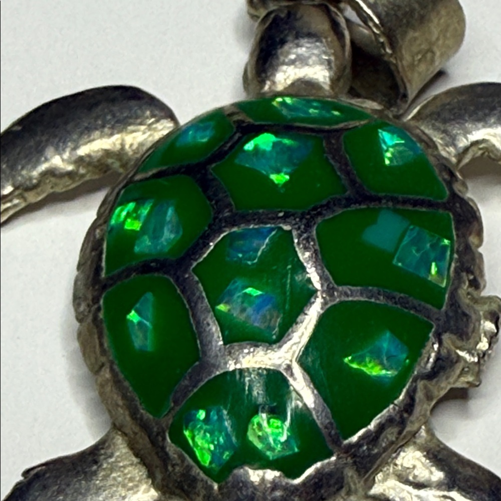 Silver tone (untested) Mexico Turtle Pendant jelly belly charm gorgeous color - Picture 12 of 16